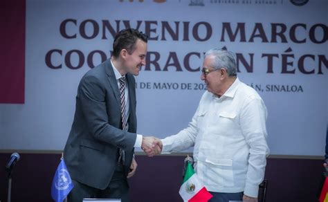 Gobernador De Sinaloa Firma Convenio Para Identificar Cuerpos