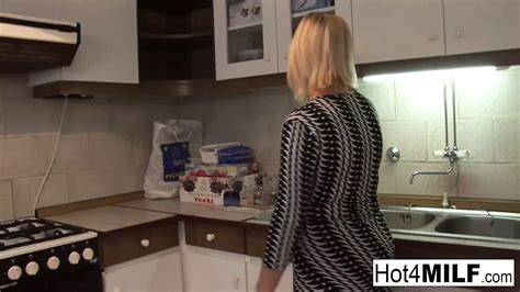 Free MILF Fun Porn Videos XHamster