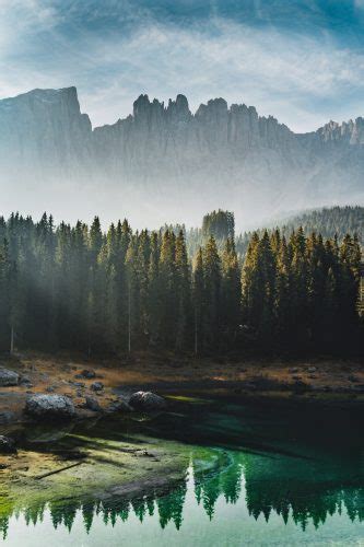 Lago Di Carezza W Dolomitach Przewodnik Po T Czowym Jeziorze W