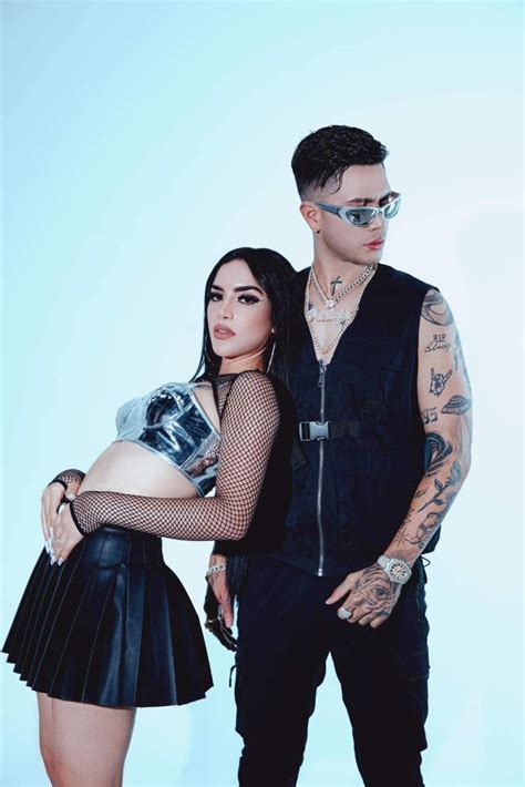 Kim Loaiza y JD Pantoja estrenan su última canción así suena