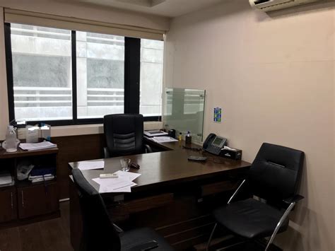 10000 Sq Ft Office Space On Rent In Clifton Executive Office Project