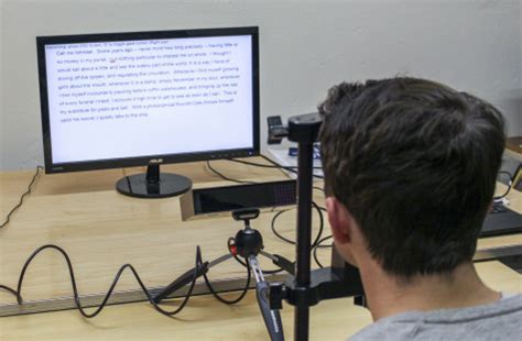 Psychology students track eye movements with new device • Carthage College