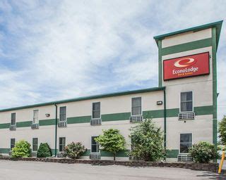 Econo Lodge Hotels in Alton, IL by Choice Hotels