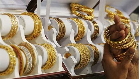 Gold Rates In Pakistan Decrease Check Latest Prices On Sept 12