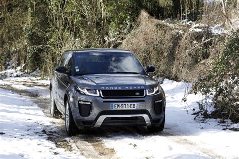 Photo Essai Comparatif Le Volvo Xc D Fie Le Land Rover Evoque