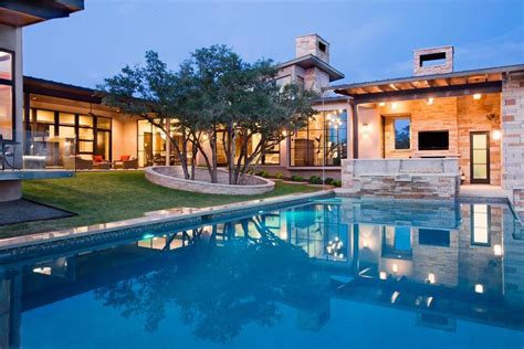 Family Home with Outdoor Living Room and Pool