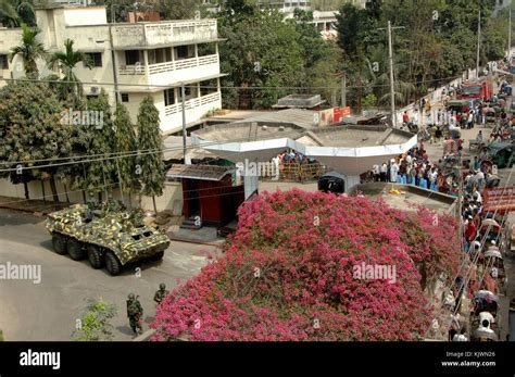 Dhaka Bangladesh February 27 2009 Army Soldiers Stand By Inside The