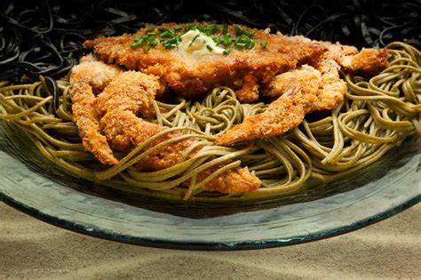 Soft Shell Crab In A Spaghetti Nest Panko Breaded Softshel Flickr