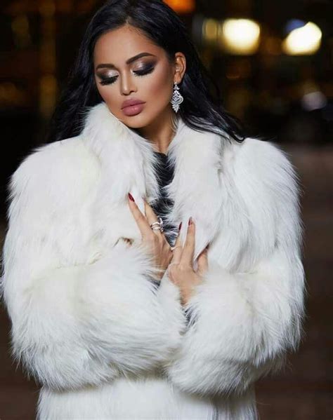 Pin By Цъ Макенджиев On Fur Fur Coat Fashion Fur Fashion Fur