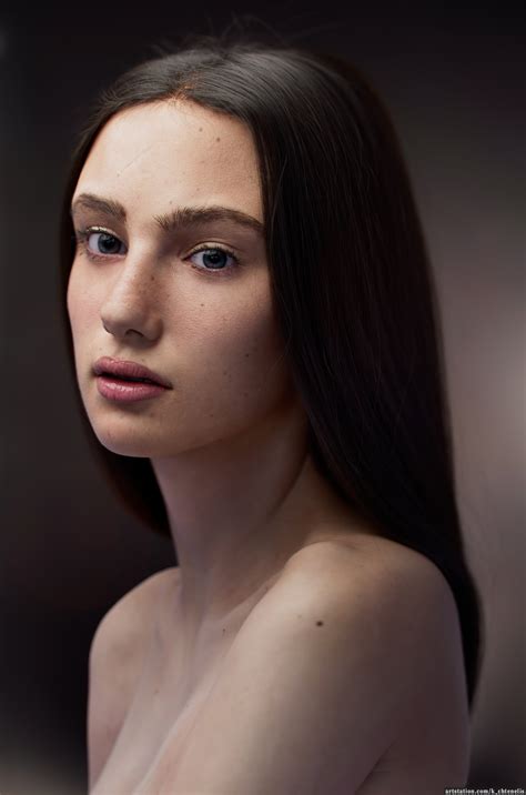 Girl 3D Photorealistic Portrait Polycount