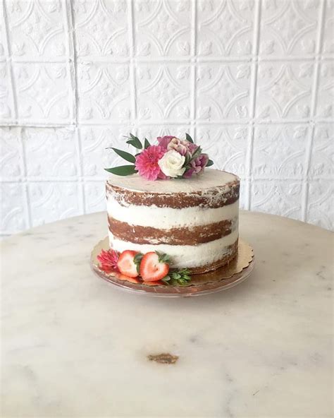 Mini Naked Wedding Cake Beautiful Cakes Bithday Cake Naked Wedding Cakes