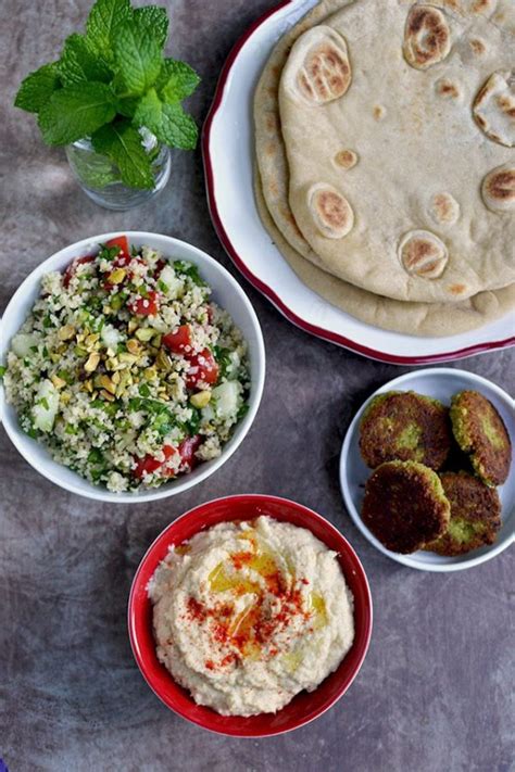 Tabbouleh Hummus And Pita Platter Recipe Cookshideout