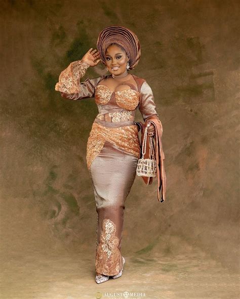 Exclusive And Stunning Aso Oke Styles For Brides Ladeey