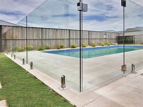 Frameless Glass Pool Fence | Demax Arch