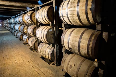 Best Distilleries To Visit On The Kentucky Bourbon Trail Earth Trekkers