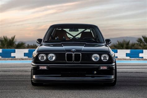 Redux BMW M3 E30 cómo devolver a la vida al icónico M3