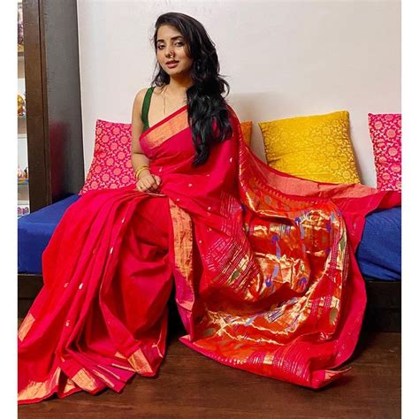 Sayali Sanjeev Hot Photos Hiiprofile