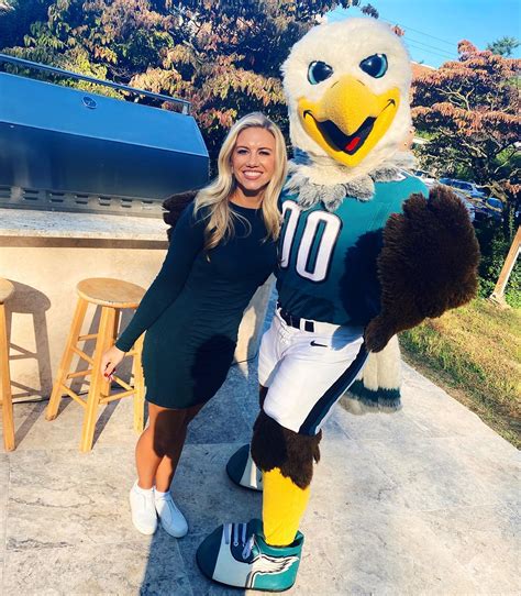 Kelsey Fabian 🐛 | go birds! thanks for visiting, Swoop! 🦅 | Instagram