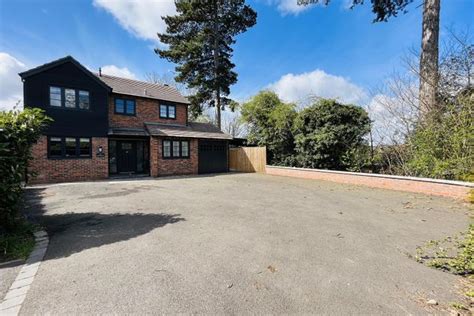 Station Road Broughton Astley Leicester Le9 4 Bedroom Detached House