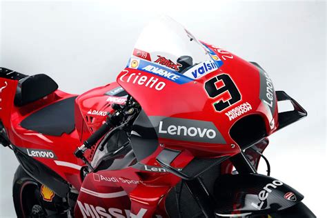 Racing Caf Ducati Desmosedici Team Mission Winnow Motogp