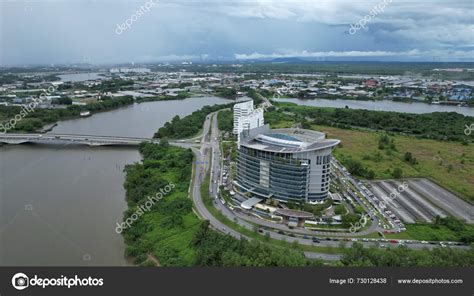 Kuching Malaysia July Isthmus Twin Towers Barrage Borneo