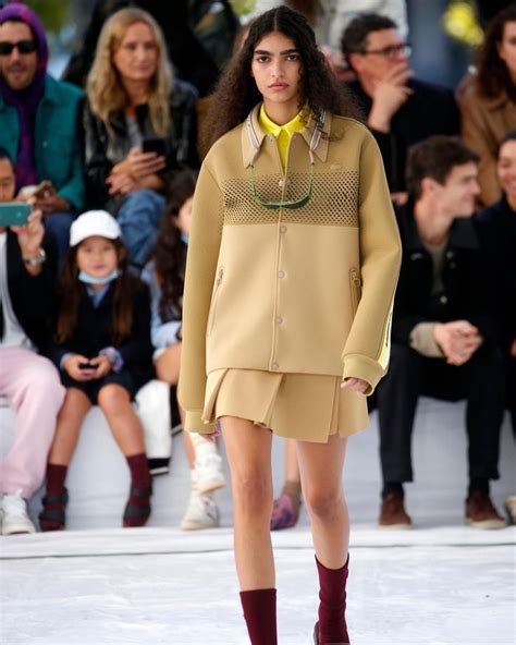 LACOSTE | ファッション, メンズファッション, 女性