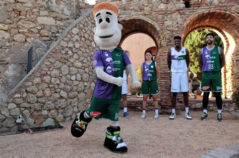 Las Fotos De Las Nuevas Camisetas Del Unicaja