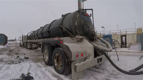 Bakken Oilfield Workworking With Big Rig Youtube