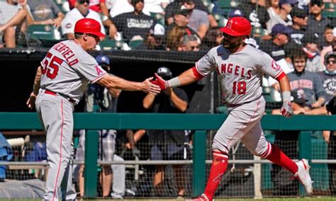 Cobb Leads Angels 9 3 Over White Sox The Epoch Times