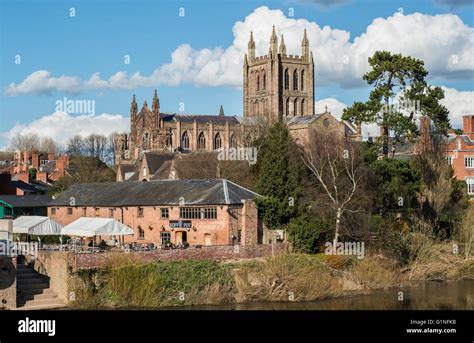 England herefordshire hereford hereford cathedral hi-res stock ...