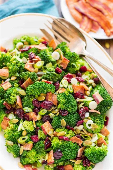 Healthy Broccoli Cranberry Salad With Bacon Light And Crunchy With Th Broccoli Cranberry