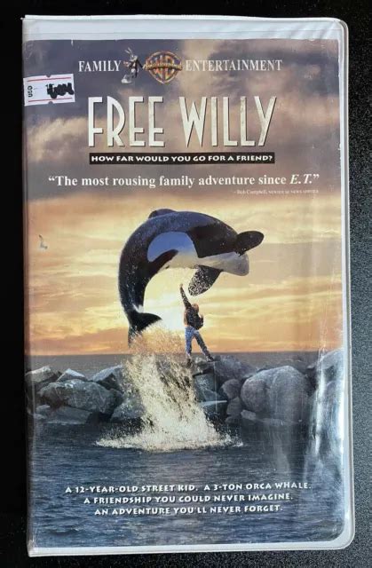 FREE WILLY 2 The Adventure Home VHS 1995 Clam Shell 9 67