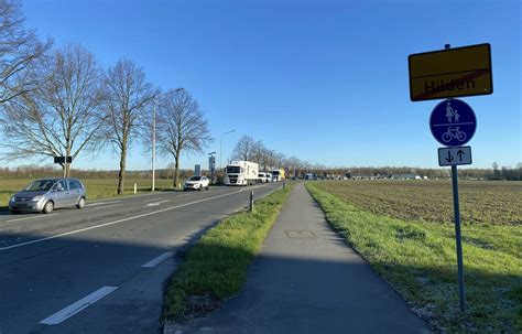 A46 Düsseldorf Motorradfahrer bei Unfall schwer verletzt