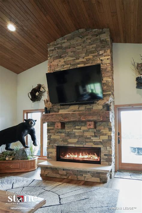 Juneau Ledge Residential Fireplace 3 Fond Du Lac Natural Stone