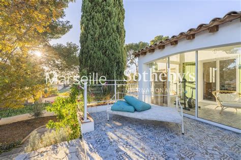 Maison de luxe de 167 m2 en vente Aubagne Provence Alpes Côte d Azur