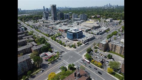 Toronto Intersection Lawrence Avenue At Don Mills Road Shops At Don