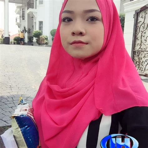 biodata nur ruhainies pelakon cantik seiras nora danish azhanco