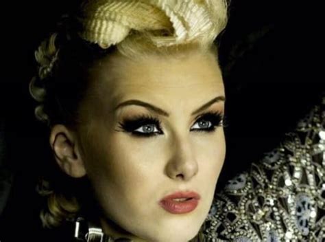 lorin debut single  date withguitars