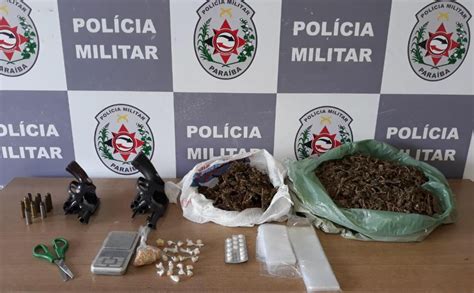 Polícia Militar Apreende Mais Quatro Armas De Fogo E Drogas Durante