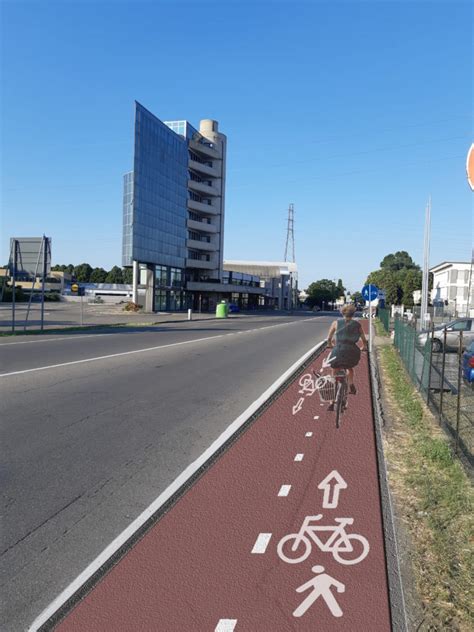 Nuovo Tratto Di Pista Ciclabile Su Via Spezia Lavori Al Via Da Luned