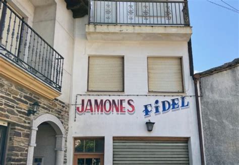 Edificio Completo En San Juan Del Rebollar Arquitectura Campo Aliste