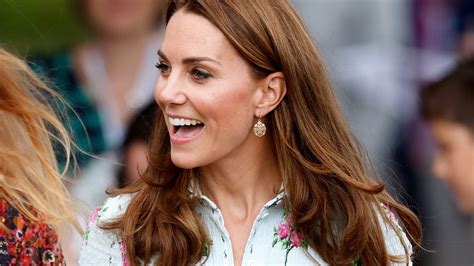 Kate Middleton just wore £1.50 earrings & £13 shoes and no one noticed ...