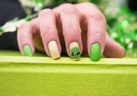 22 Zesty Lime Green Nails to Try in 2024 + Best Polish - Zohna