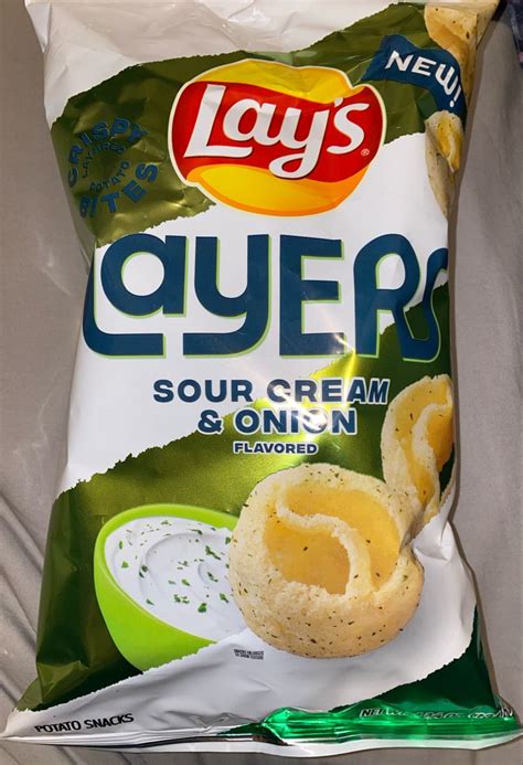 Lay’s layers sour cream & onion flavored potato snacks | Makanan ...