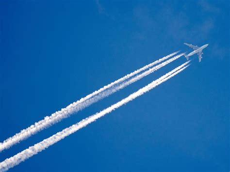 What Is Known And Not Known About Contrails Britannica