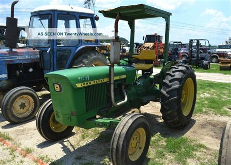 John Deere 1020 Tractor