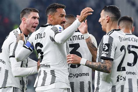 Juventus Torino Serie A La Juventus Derrota Al Torino En El Derby