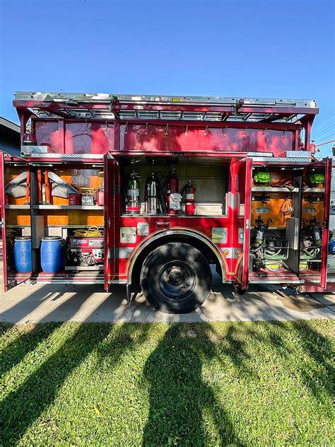 SOLD SOLD SOLD 2004 Pierce 1250 1500 Pumper Tanker Command Fire Apparatus