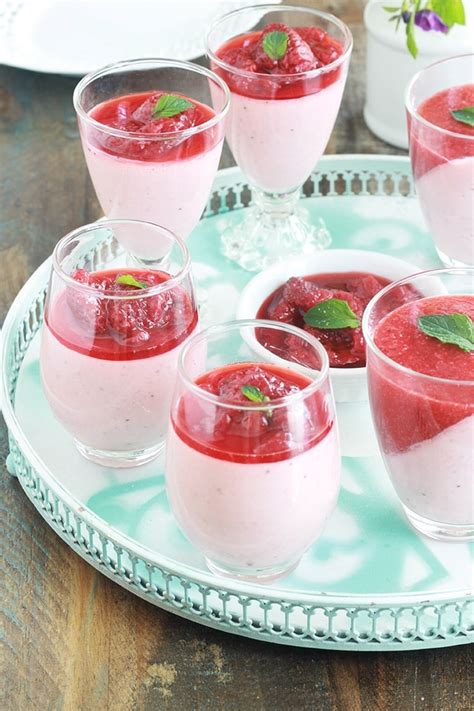 Panna Cotta Aux Fraises Et Vanille Coulis De Fraises Cuit Cuisine