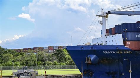 Canal de Panamá proyecta construir un embalse para asegurar el agua